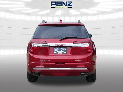 2021 GMC Acadia Denali