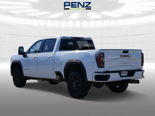 2024 GMC Sierra 2500 AT4