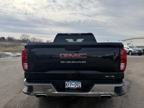 2023 GMC Sierra 1500 SLE