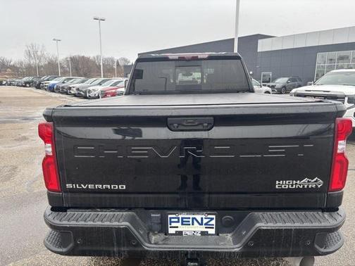 2022 Chevrolet Silverado 3500 High Country