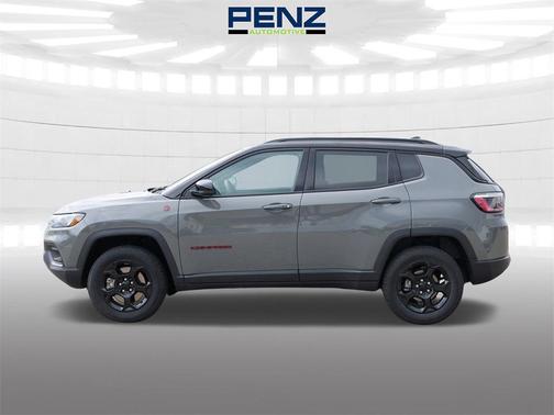 2023 Jeep Compass Trailhawk