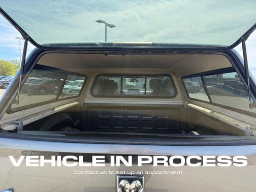 Mineral Gray Metallic Clearcoat 2013 RAM 1500 SLT