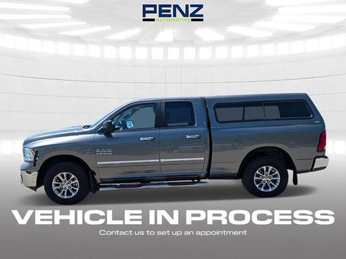 Mineral Gray Metallic Clearcoat 2013 RAM 1500 SLT