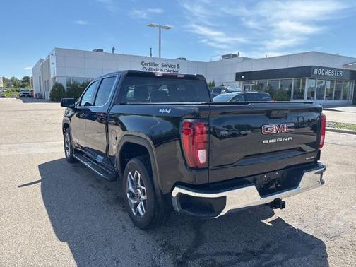 2023 GMC Sierra 1500 SLE