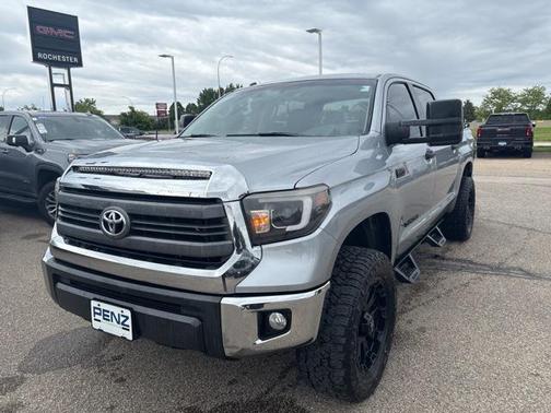 2014 Toyota Tundra SR5