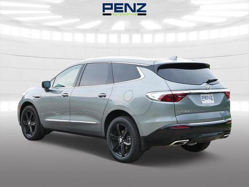 2023 Buick Enclave Essence AWD