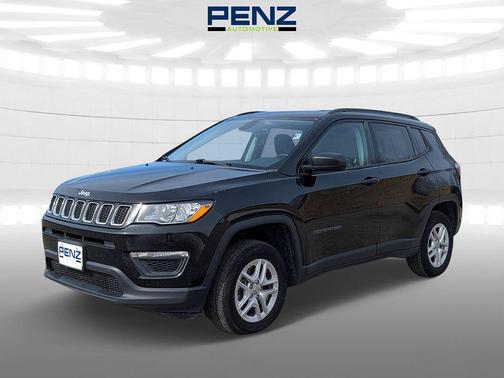 Diamond Black Crystal Pearlcoat 2018 Jeep Compass Sport