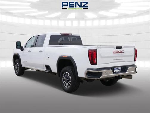 2023 GMC Sierra 3500 SLT