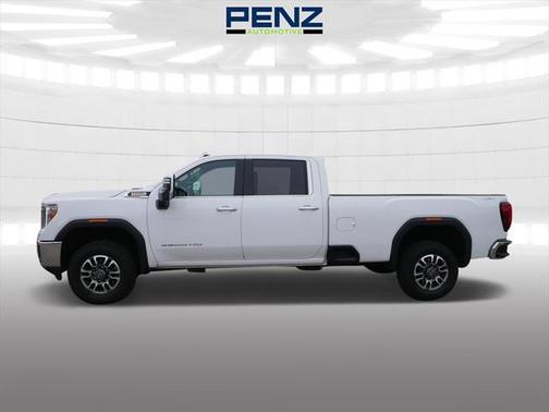 2023 GMC Sierra 3500 SLT