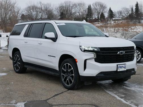 2024 Chevrolet Suburban RST