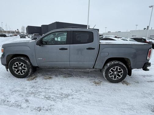 2022 GMC Canyon AT4