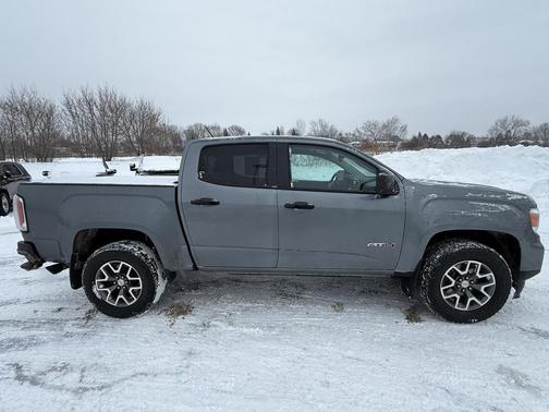 2022 GMC Canyon AT4