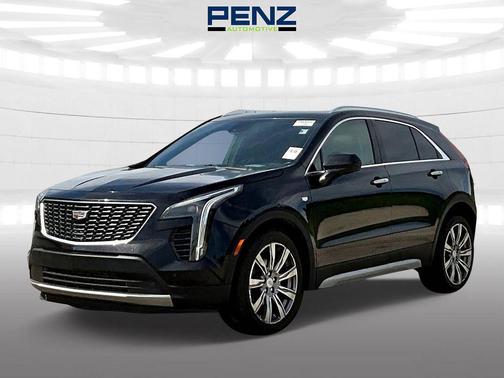 Stellar Black Metallic 2019 Cadillac XT4 Premium Luxury