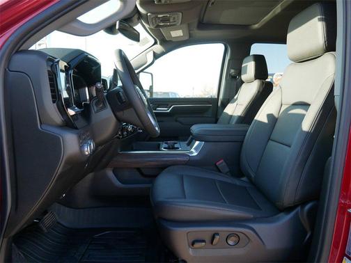 2026 GMC Sierra 3500 SLT