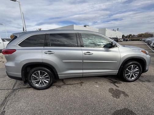 2018 Toyota Highlander 