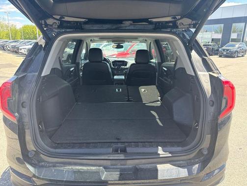 Ebony Twilight Metallic 2019 GMC Terrain SLT