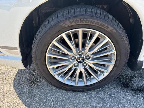 2020 Mitsubishi Outlander PHEV SEL