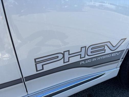 2020 Mitsubishi Outlander PHEV SEL