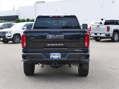 2021 GMC Sierra 2500 AT4