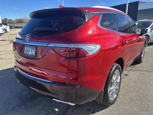 2023 Buick Enclave Essence AWD