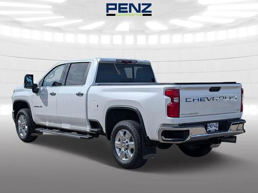 Iridescent Pearl Tricoat 2021 Chevrolet Silverado 2500 LTZ