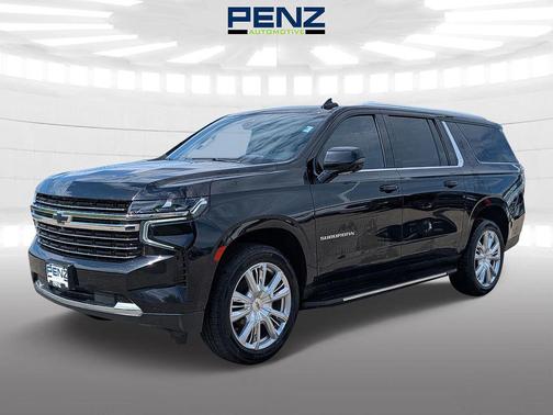 Black 2022 Chevrolet Suburban LT