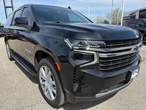 Black 2022 Chevrolet Suburban LT