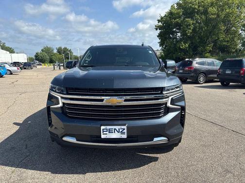 Shadow Gray Metallic 2021 Chevrolet Suburban LT
