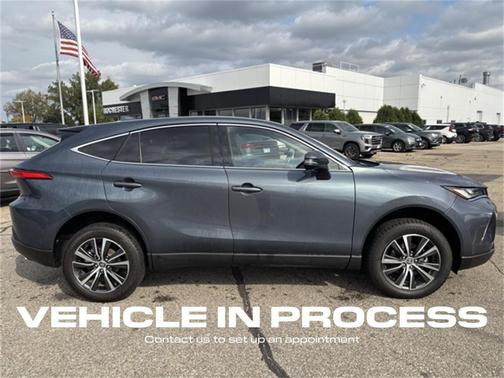 2024 Toyota Venza LE
