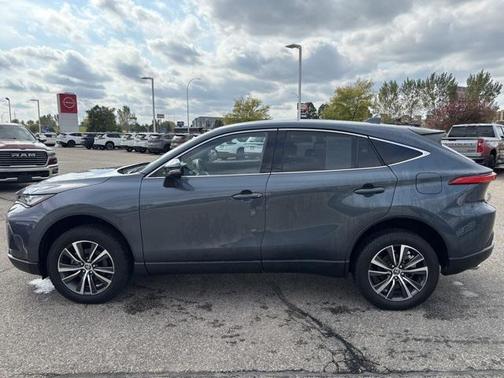 2024 Toyota Venza LE
