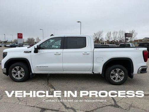 Summit White 2023 GMC Sierra 1500 SLE