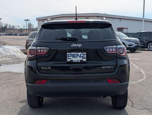 2018 Jeep Compass Sport