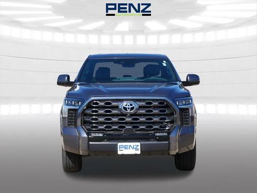 2023 Toyota Tundra Hybrid Platinum