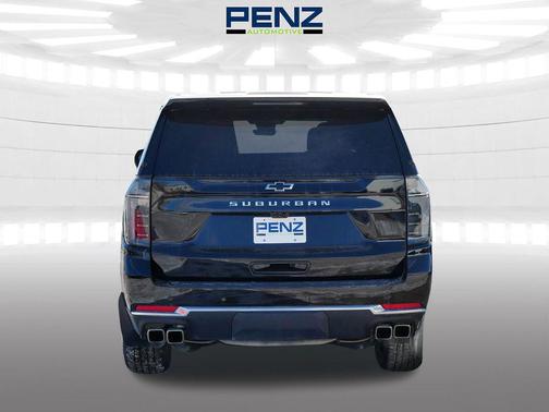 2025 Chevrolet Suburban 4WD High Country