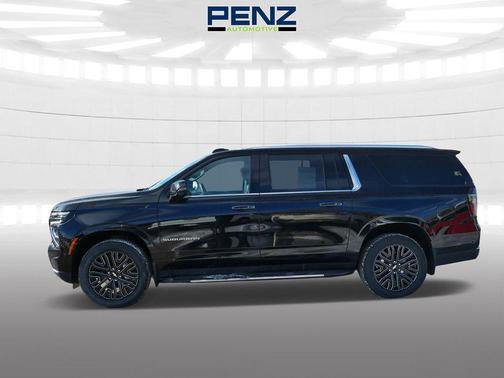 2025 Chevrolet Suburban 4WD High Country