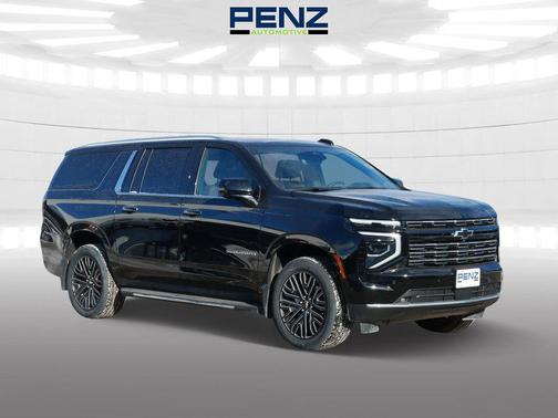 Black 2025 Chevrolet Suburban 4WD High Country