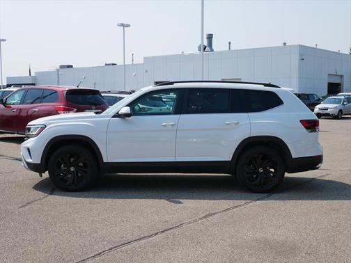 2023 Volkswagen Atlas 3.6L SE w/Technology