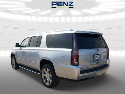 2020 Cadillac Escalade ESV Luxury