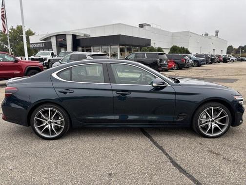 2024 Genesis G70 2.5T AWD