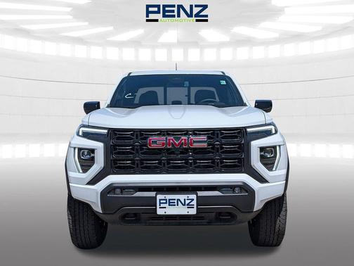 Summit White 2026 GMC Canyon Elevation