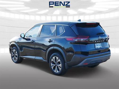 2022 Nissan Rogue SV