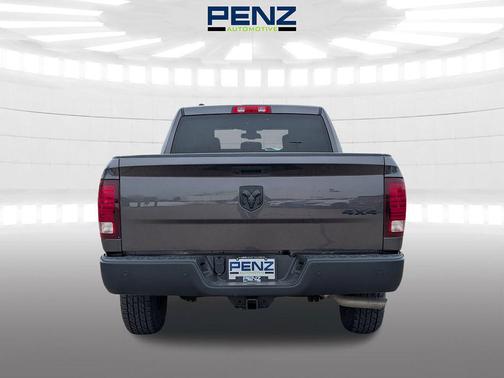 2022 RAM 1500 Classic Warlock Quad Cab 4x4 6'4' Box