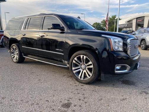 2017 GMC Yukon XL Denali