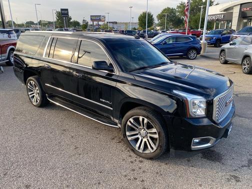 2017 GMC Yukon XL Denali