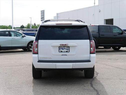 2019 GMC Yukon XL SLT