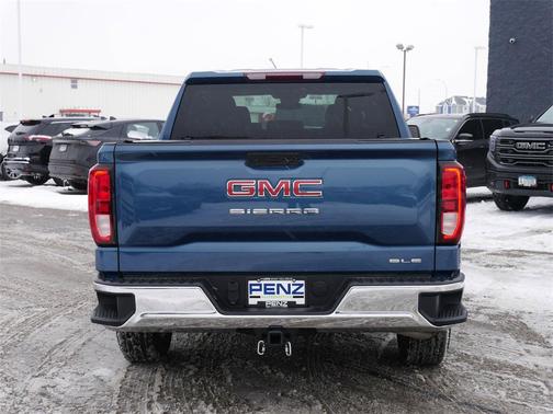 2024 GMC Sierra 1500 SLE