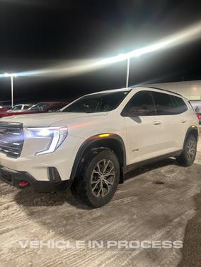 2024 GMC Acadia AWD AT4