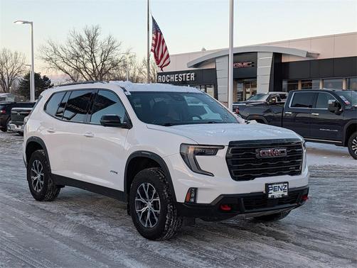 2024 GMC Acadia AWD AT4