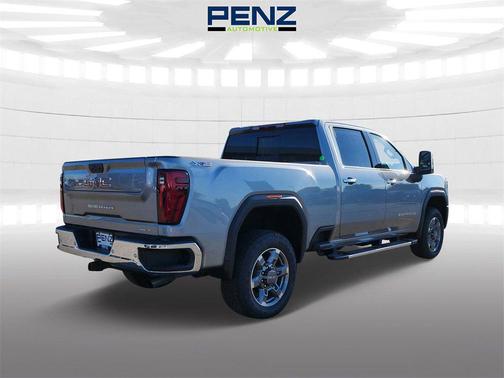 2025 GMC Sierra 3500 SLT
