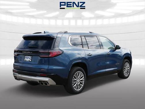 2025 GMC Acadia AWD AT4